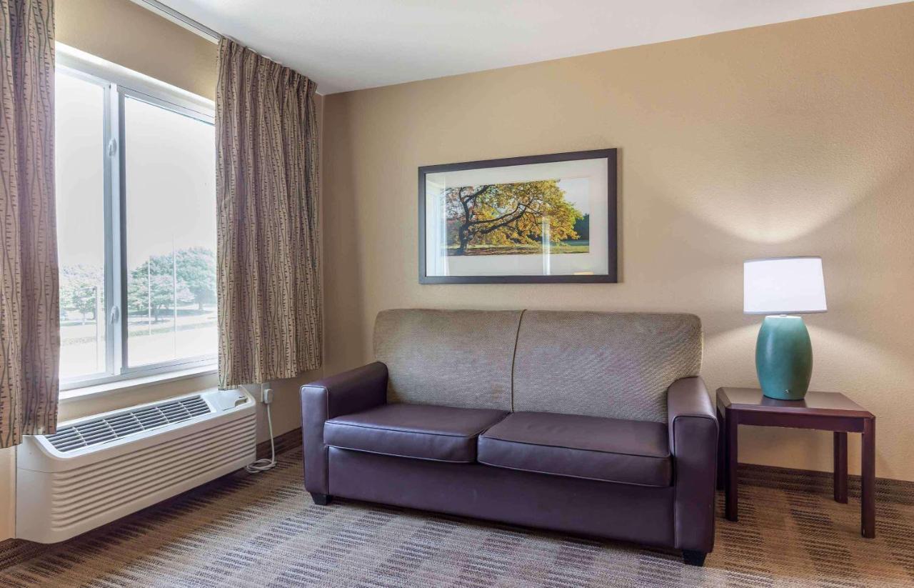 Suburban Studios Copley Akron West Exteriér fotografie